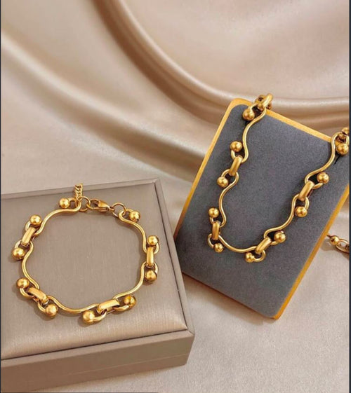 Gold Beaded Link Chain Bracelet